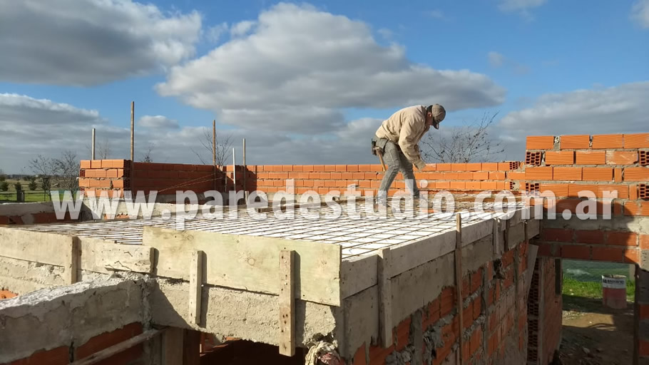 Casa Barrio Cerrado El Cantón, Escobar