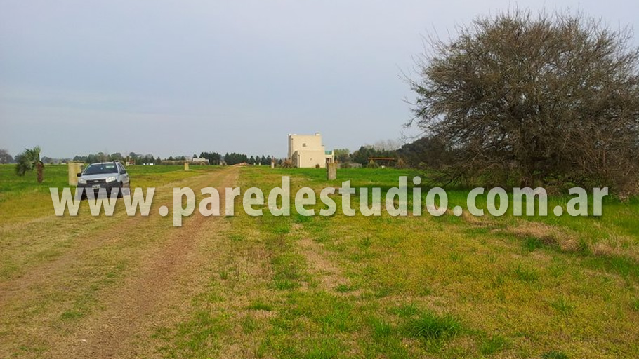 Barrio Cerrado El Espinillo Golf Country Club, Carlos Keen, Luján