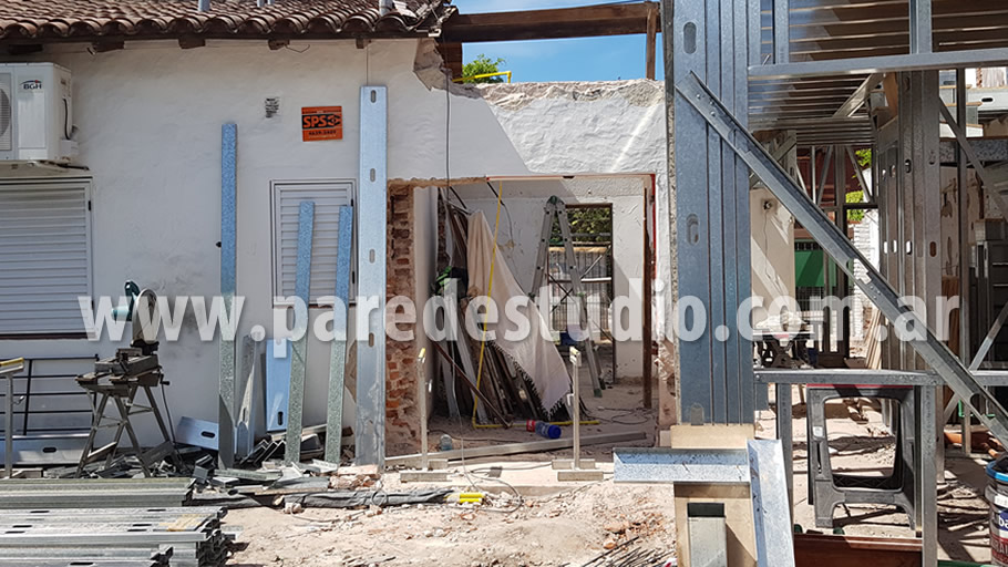 Reforma demolicion y ampliación casa multifamiliar ciudad jardín el palomar